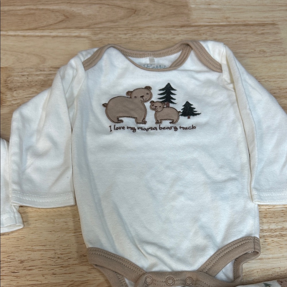 Baby Footed Two-Piece Set in Cream with Animal Prints Gender Neutral - Picture 5 of 6